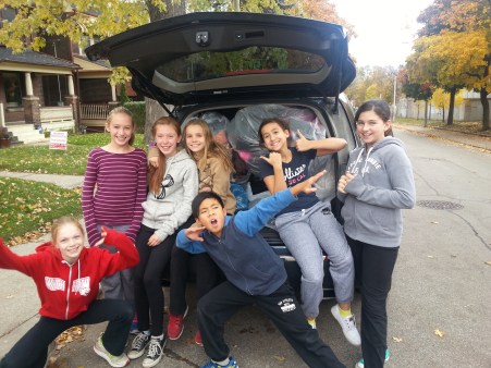 20141107_111820Withrow Coat Drive Grade 6 Helpers